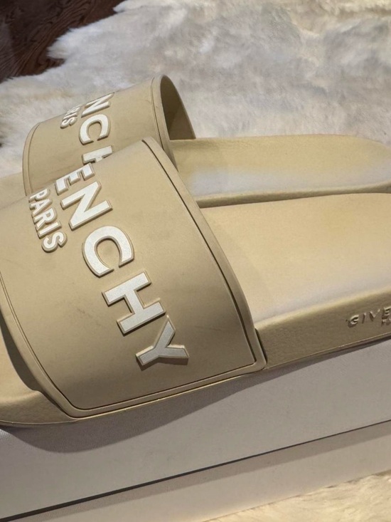 Givenchy Shoes - Givenchy Cream Logo Slide Sandals
Box included
